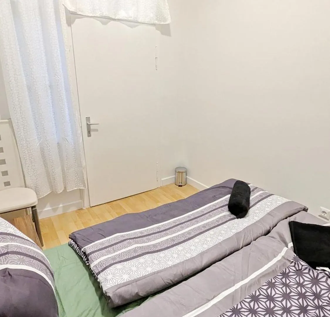 Cozy Rooms In Lugner City Area Vienna Homestay